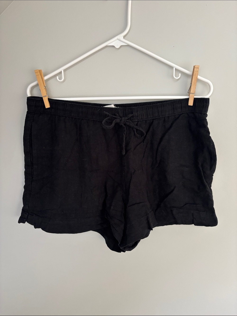 Abercrombie & Fitch Drawstring Linen Blend Shorts - Black - Size M